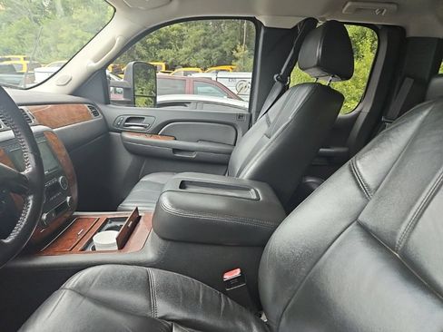 Used 2008 Chevrolet Silverado 2500 LTZ AWD/4WD image 9