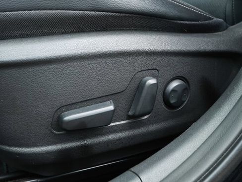 Used 2018 Hyundai Kona Ultimate FWD image 25