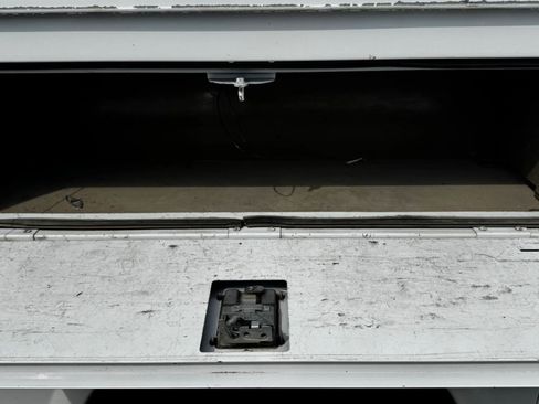 Used 2013 Chevrolet Silverado 2500 W/T w/ Snow Plow Prep Package image 11