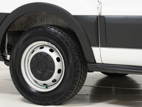 Used 2019 Ford Transit 150 XL image 62