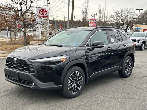 New 2026 Toyota Corolla Cross XLE image 2