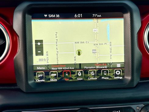 Used 2021 Jeep Wrangler Unlimited Rubicon AWD/4WD image 15