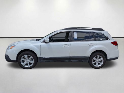 Used 2014 Subaru Outback 2.5i Premium AWD/4WD image 7
