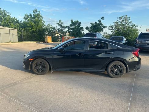 Used 2019 Honda Civic LX image 2