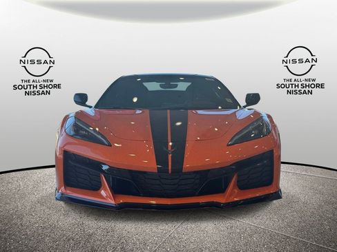 Used 2023 Chevrolet Corvette Z06 RWD image 2