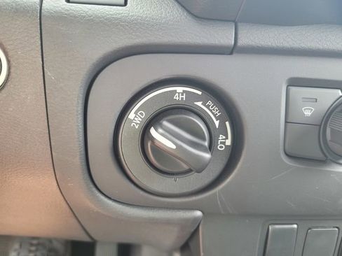 Certified 2025 Nissan Frontier PRO-4X w/ Interior Protection Package image 25