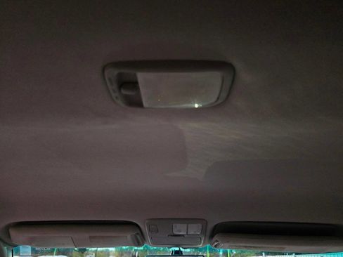 Used 2000 Toyota Tundra Limited image 27