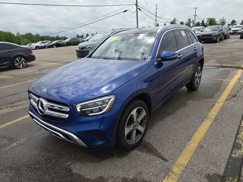 Used 2022 Mercedes-Benz GLC 300 4MATIC image 2