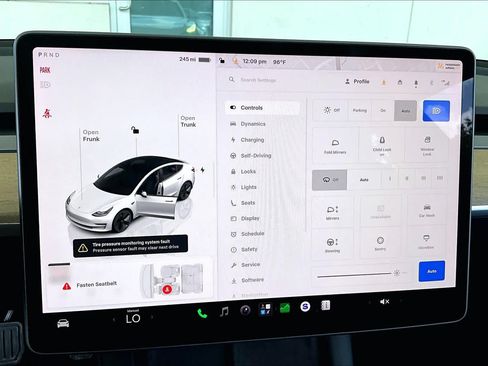 Used 2023 Tesla Model 3 Standard Range RWD image 31
