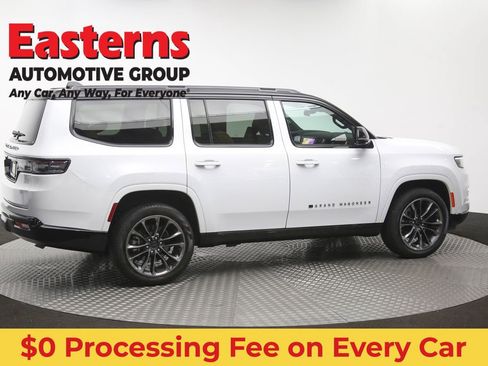 Used 2025 Jeep Grand Wagoneer Series III w/ Rear Seat Video Group 1 AWD/4WD image 49