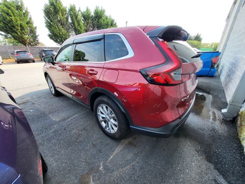 Used 2024 Honda CR-V EX-L image 6