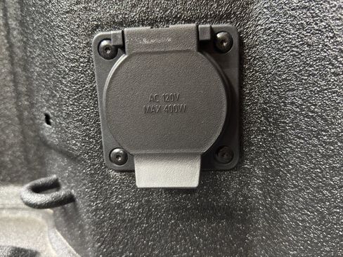 Used 2025 GMC Sierra 1500 AT4 w/ AT4 Premium Package image 25