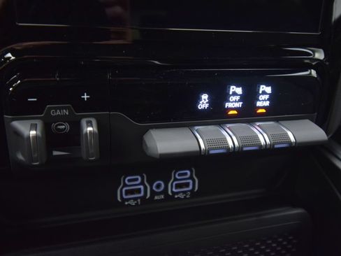 New 2026 RAM 1500 Big Horn AWD/4WD image 24