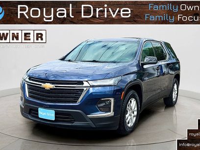Used 2022 Chevrolet Traverse LS