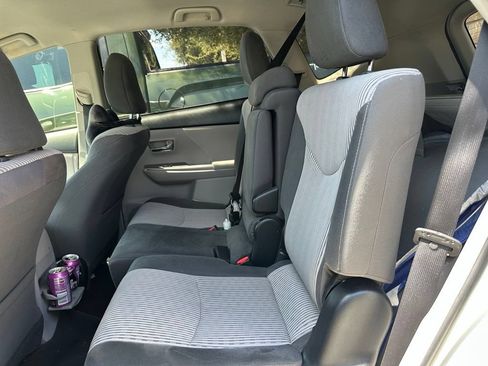 Used 2017 Toyota Prius V Three FWD image 11