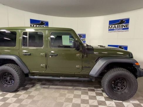 Used 2023 Jeep Wrangler Unlimited Sport w/ Sun And Sound Package AWD/4WD image 3