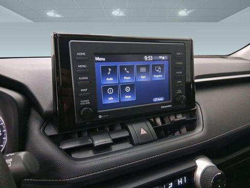 Used 2021 Toyota RAV4 XLE w/ Convenience Package image 19