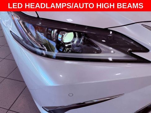 Certified 2024 Lexus ES 350 w/ Premium Package FWD image 9