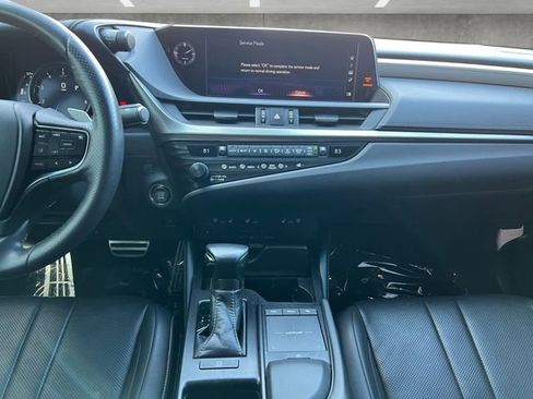 Used 2020 Lexus ES 350 F Sport w/ Accessory Package FWD image 3