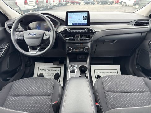 Used 2025 Ford Escape Active AWD/4WD image 16