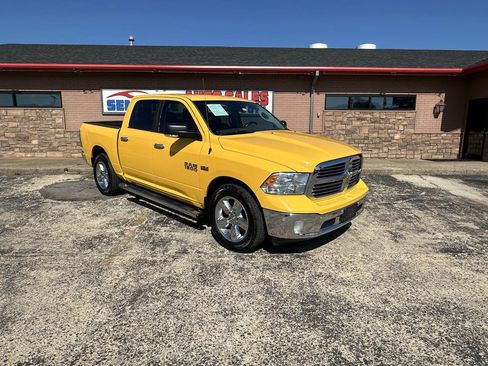 Used 2016 RAM 1500 Lone Star RWD image 2
