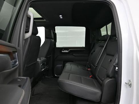 Used 2025 GMC Sierra 2500 Denali AWD/4WD image 25