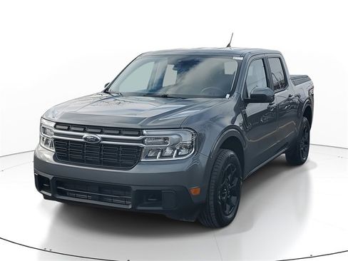 Used 2023 Ford Maverick Lariat w/ Lariat Luxury Package image 2