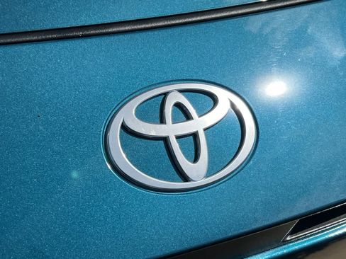 Used 2026 Toyota Camry SE image 13