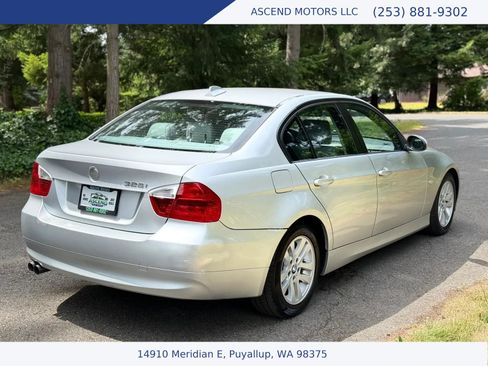Used 2007 BMW 328i Sedan RWD image 5