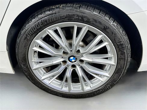 Used 2024 BMW 330i xDrive Sedan image 31