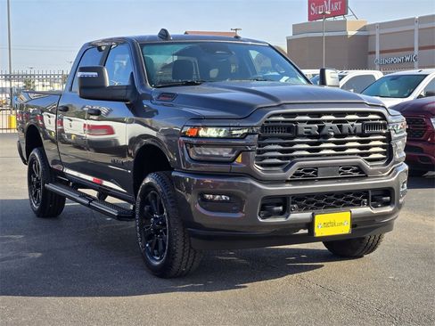 Used 2025 RAM 2500 Big Horn image 3