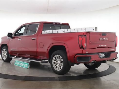Used 2023 GMC Sierra 1500 Denali w/ Technology Package AWD/4WD image 8