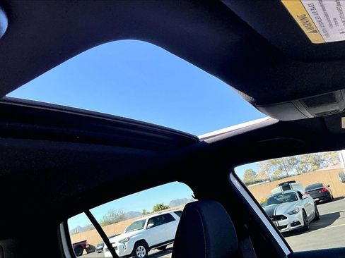 Used 2013 Volkswagen GTI 4-Door image 12