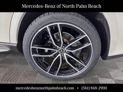 Used 2021 Mercedes-Benz GLS 580 4MATIC image 13