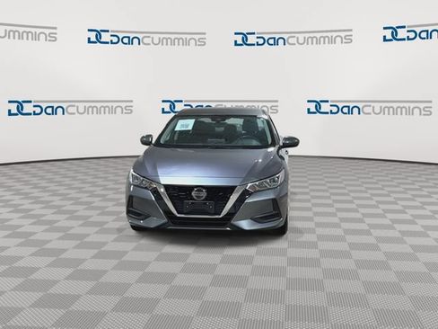 Used 2021 Nissan Sentra SV FWD image 3