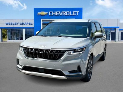 Used 2022 Kia Carnival EX
