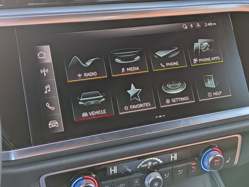 Used 2025 Audi Q3 2.0T Premium w/ Convenience Package image 22