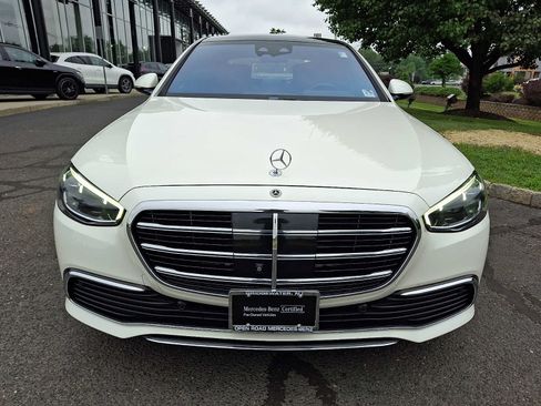 Certified 2022 Mercedes-Benz S 500 4MATIC image 2