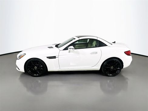 Used 2020 Mercedes-Benz SLC 300 SLC 300 image 5