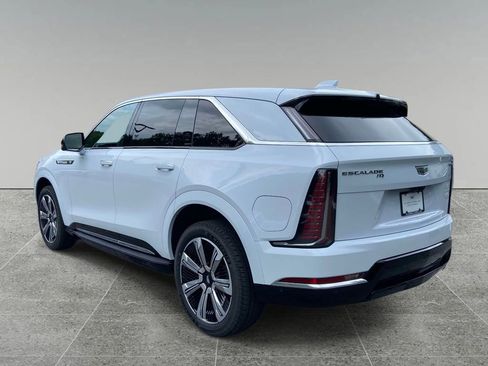 New 2026 Cadillac Escalade IQ Luxury 2 AWD/4WD image 3