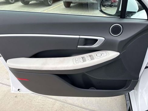 New 2026 Hyundai Sonata SEL FWD image 22