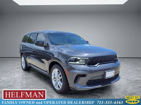 Used 2024 Dodge Durango GT RWD image 1