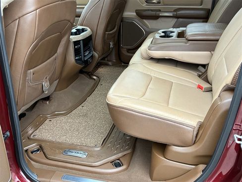 Used 2019 RAM 1500 Limited image 17