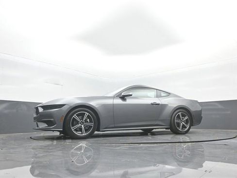 New 2025 Ford Mustang Coupe image 30