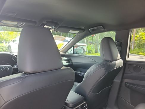 Used 2025 Lexus RX 350 FWD w/ Technology Package image 14