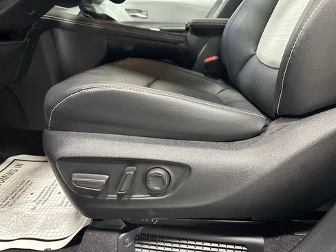 Used 2025 Toyota Sienna XSE image 12