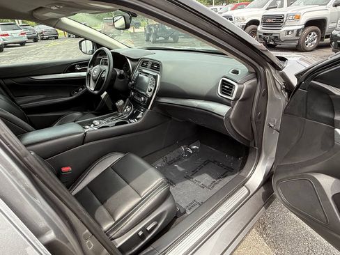 Used 2016 Nissan Maxima 3.5 SV FWD image 24