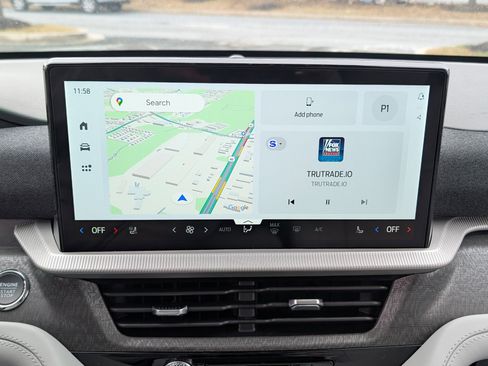 New 2026 Ford Explorer Platinum w/ LUX Leather Package image 29