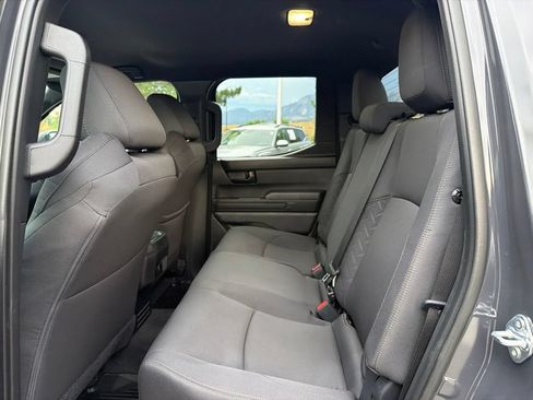 Used 2025 Toyota Tacoma SR5 AWD/4WD image 19