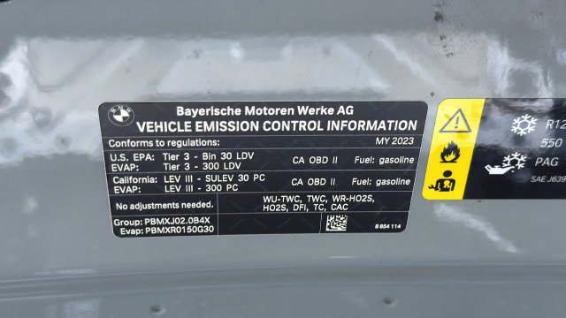 Used 2023 BMW 330i Sedan w/ M Sport Package RWD image 32